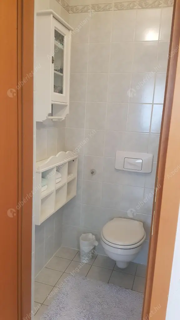 Kiadó albérlet 599000 Ft/hó áron: Budapest, I. kerület  Zsolt utca. Mérete: 80 nm, 3 szobás | Alberlet.hu - 6615529