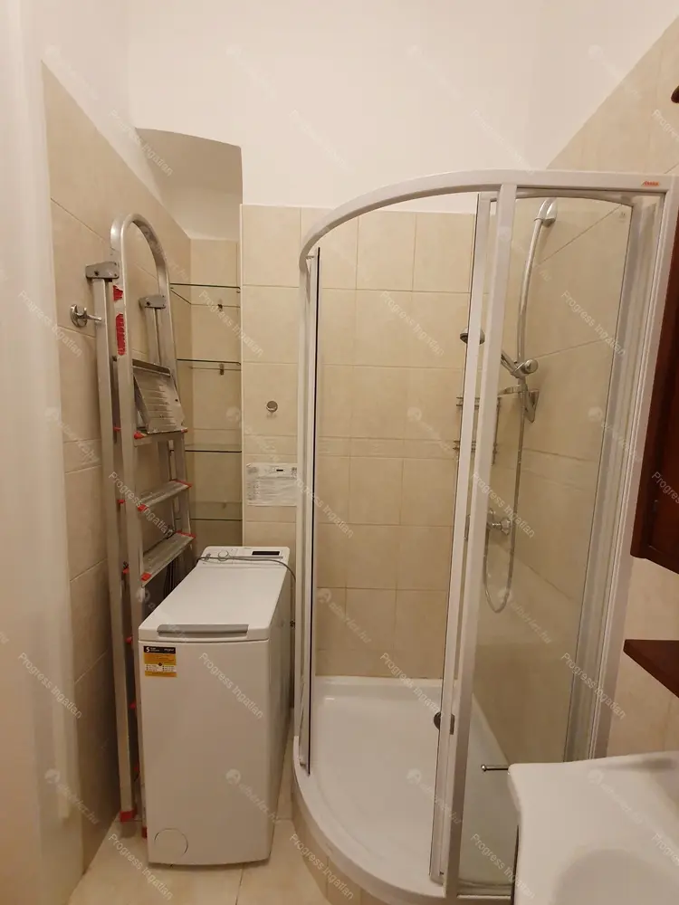 Kiadó albérlet 215000 Ft/hó áron: Budapest, II. kerület  Ady Endre utca. Mérete: 37 nm, 1 szobás | Alberlet.hu - 6676773