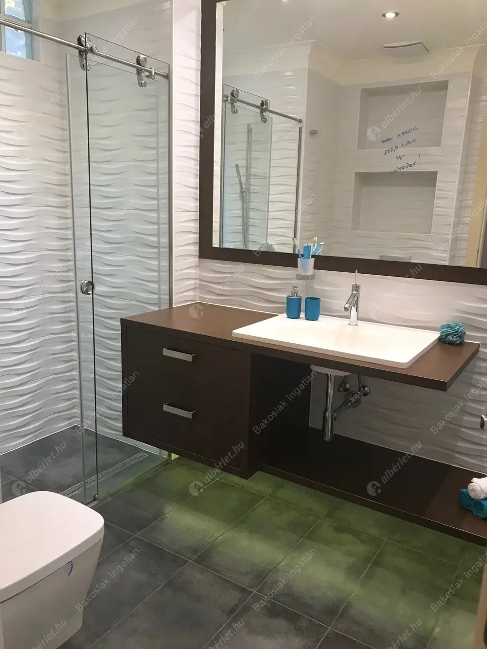 Kiadó albérlet 969000 Ft/hó áron: Budapest, II. kerület  Áfonya utca. Mérete: 110 nm, 4 szobás | Alberlet.hu - 4455257