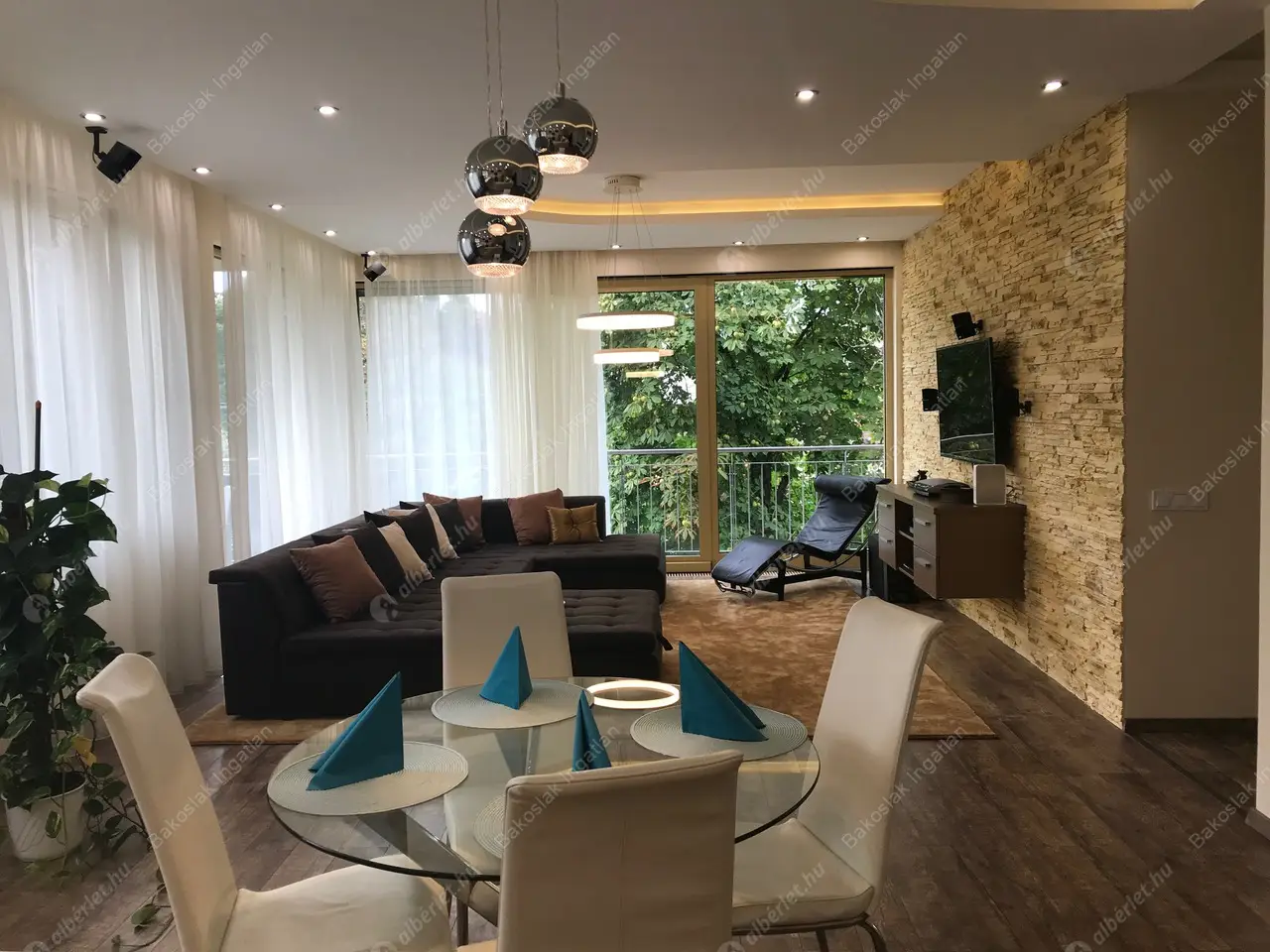 Kiadó albérlet 969000 Ft/hó áron: Budapest, II. kerület  Áfonya utca. Mérete: 110 nm, 4 szobás | Alberlet.hu - 4455265