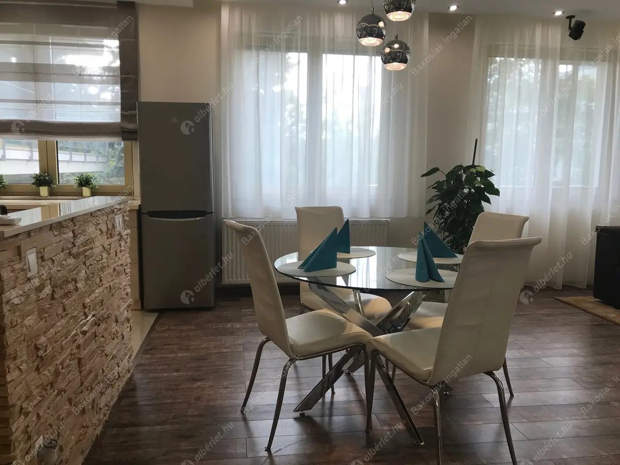 Kiadó albérlet 969000 Ft/hó áron: Budapest, II. kerület  Áfonya utca. Mérete: 110 nm, 4 szobás | Alberlet.hu - 4455271