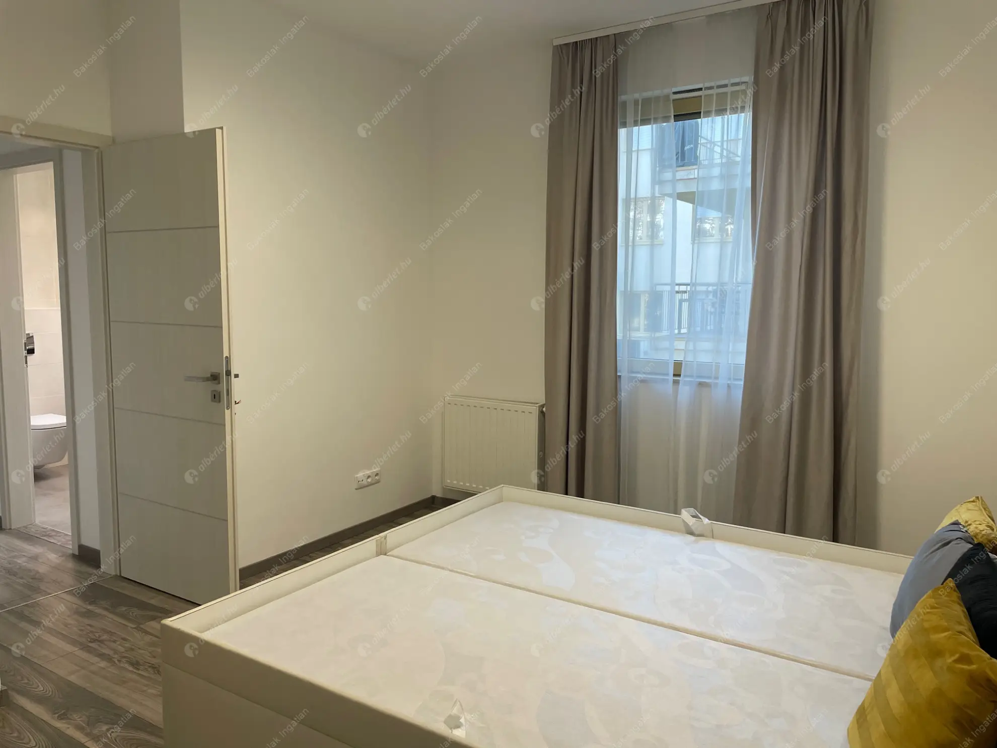 Kiadó albérlet 969000 Ft/hó áron: Budapest, II. kerület  Áfonya utca. Mérete: 120 nm, 4 szobás | Alberlet.hu - 6574149