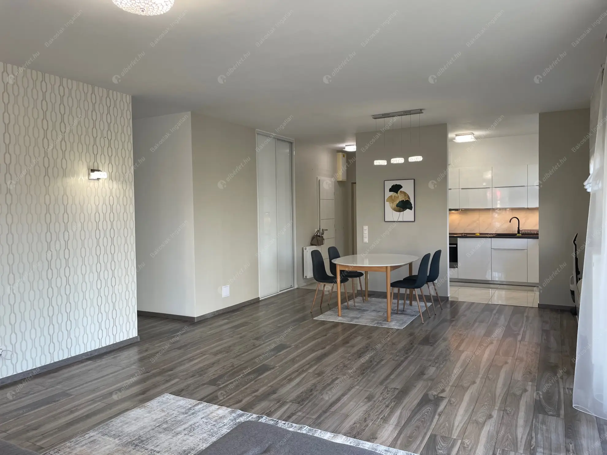 Kiadó albérlet 969000 Ft/hó áron: Budapest, II. kerület  Áfonya utca. Mérete: 120 nm, 4 szobás | Alberlet.hu - 6574170