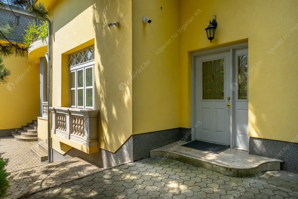 Kiadó albérlet 2900000 Ft/hó áron: Budapest, II. kerület  Áldás utca. Mérete: 638 nm, 20 szobás | Alberlet.hu - 6634141