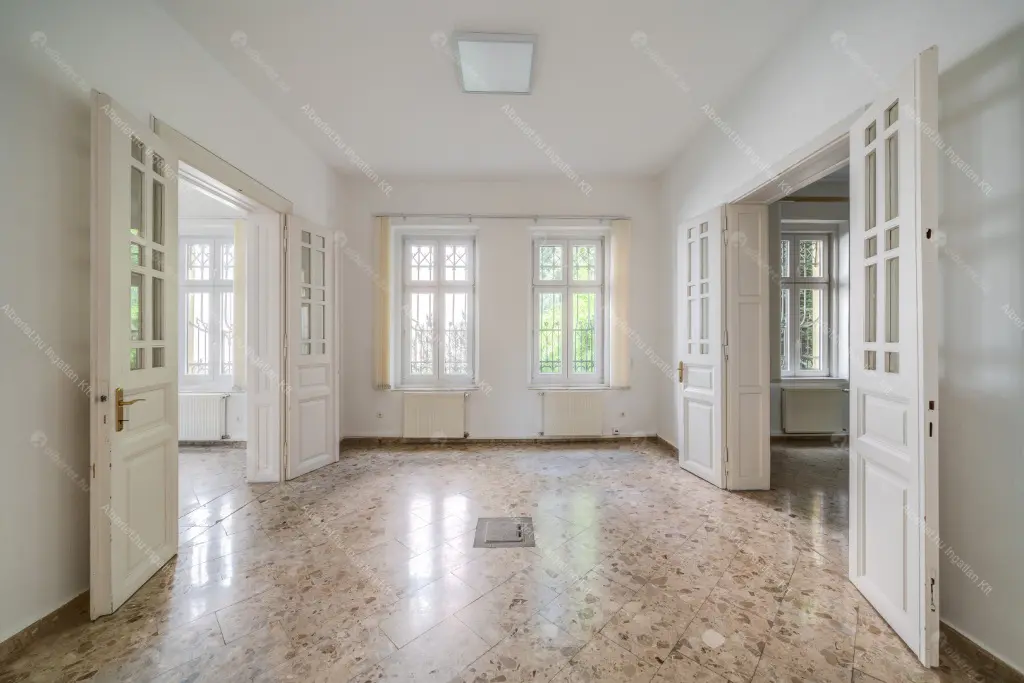 Kiadó albérlet 2900000 Ft/hó áron: Budapest, II. kerület  Áldás utca. Mérete: 638 nm, 20 szobás | Alberlet.hu - 6696902