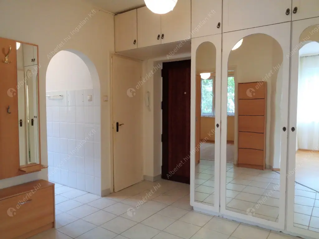 Kiadó albérlet 275000 Ft/hó áron: Budapest, II. kerület  Ali utca. Mérete: 72 nm, 2 szobás | Alberlet.hu - 6576654