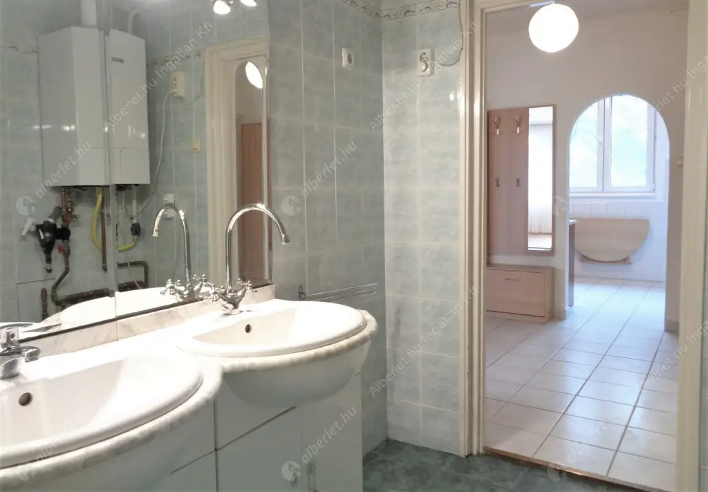 Kiadó albérlet 275000 Ft/hó áron: Budapest, II. kerület  Ali utca. Mérete: 72 nm, 2 szobás | Alberlet.hu - 6576662