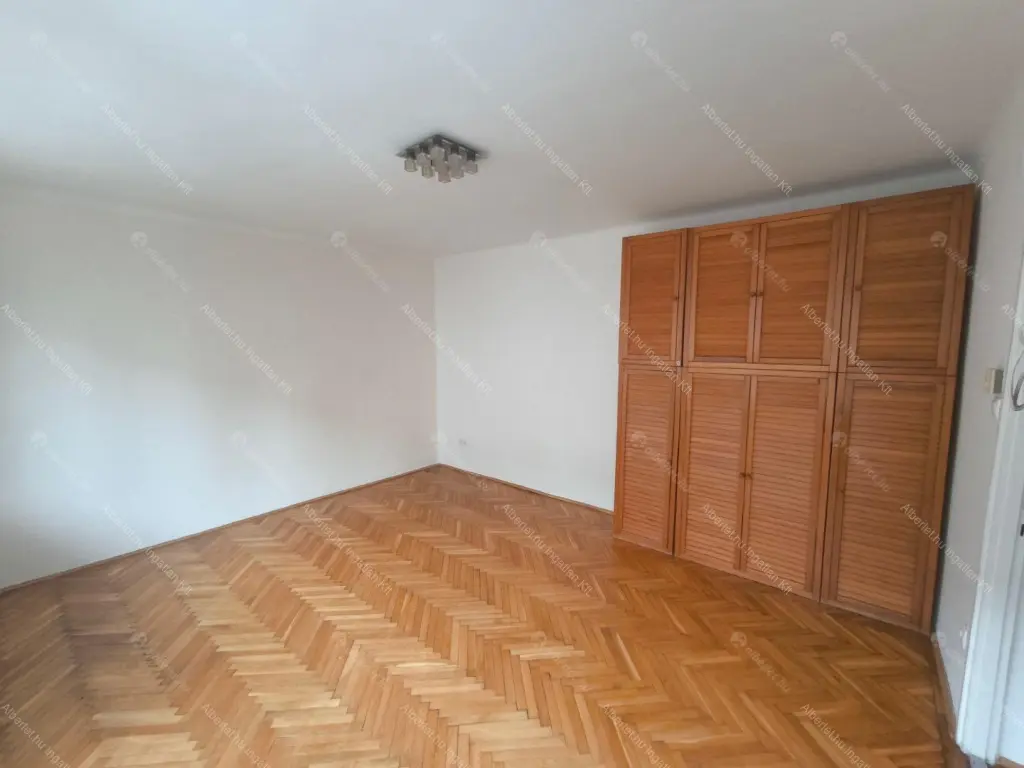 Kiadó albérlet 200000 Ft/hó áron: Budapest, II. kerület  Alsó Völgy utca. Mérete: 40 nm, 1 szobás | Alberlet.hu - 6642484