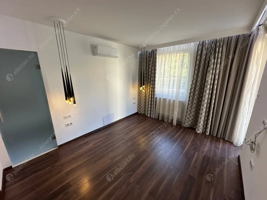Kiadó albérlet 700000 Ft/hó áron: Budapest, II. kerület  Alsó zöldmáli út. Mérete: 113 nm, 3 szobás | Alberlet.hu - 6580604