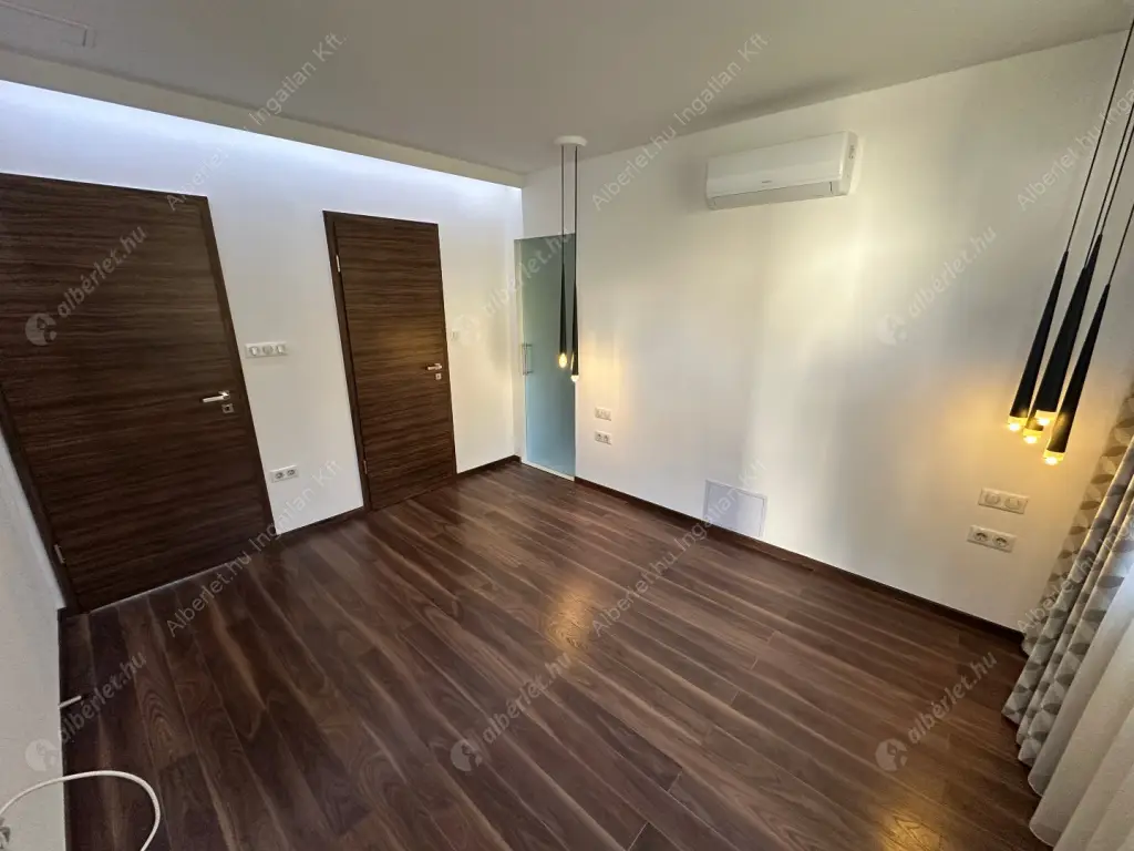 Kiadó albérlet 700000 Ft/hó áron: Budapest, II. kerület  Alsó zöldmáli út. Mérete: 113 nm, 3 szobás | Alberlet.hu - 6580605
