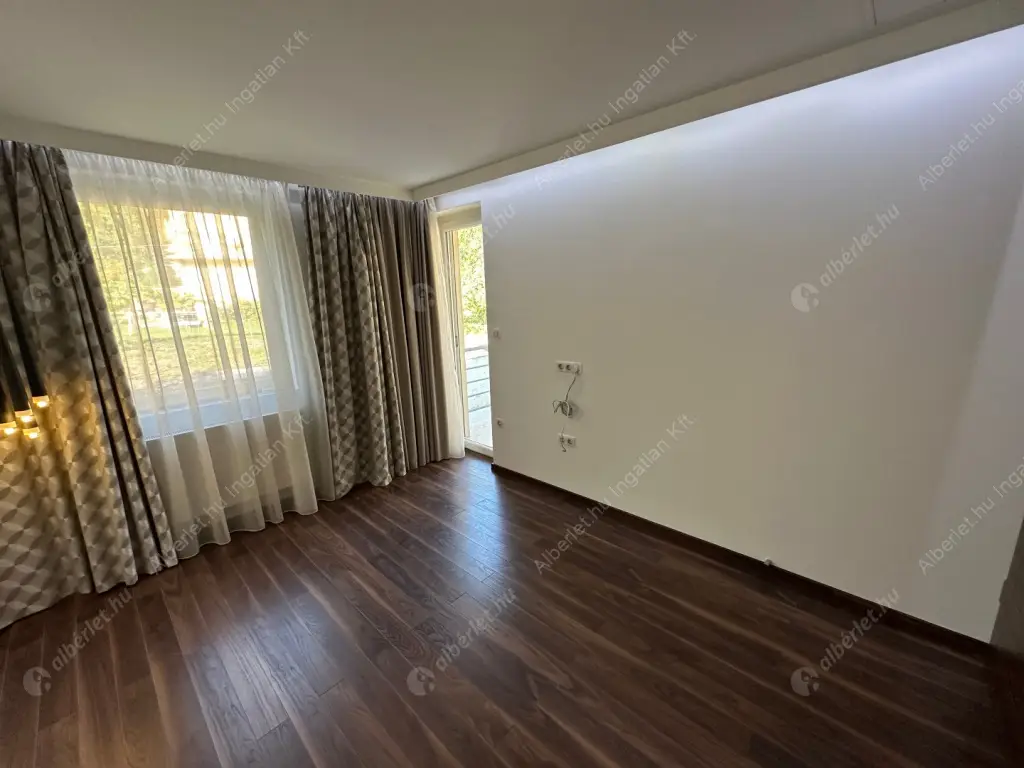 Kiadó albérlet 700000 Ft/hó áron: Budapest, II. kerület  Alsó zöldmáli út. Mérete: 113 nm, 3 szobás | Alberlet.hu - 6580606