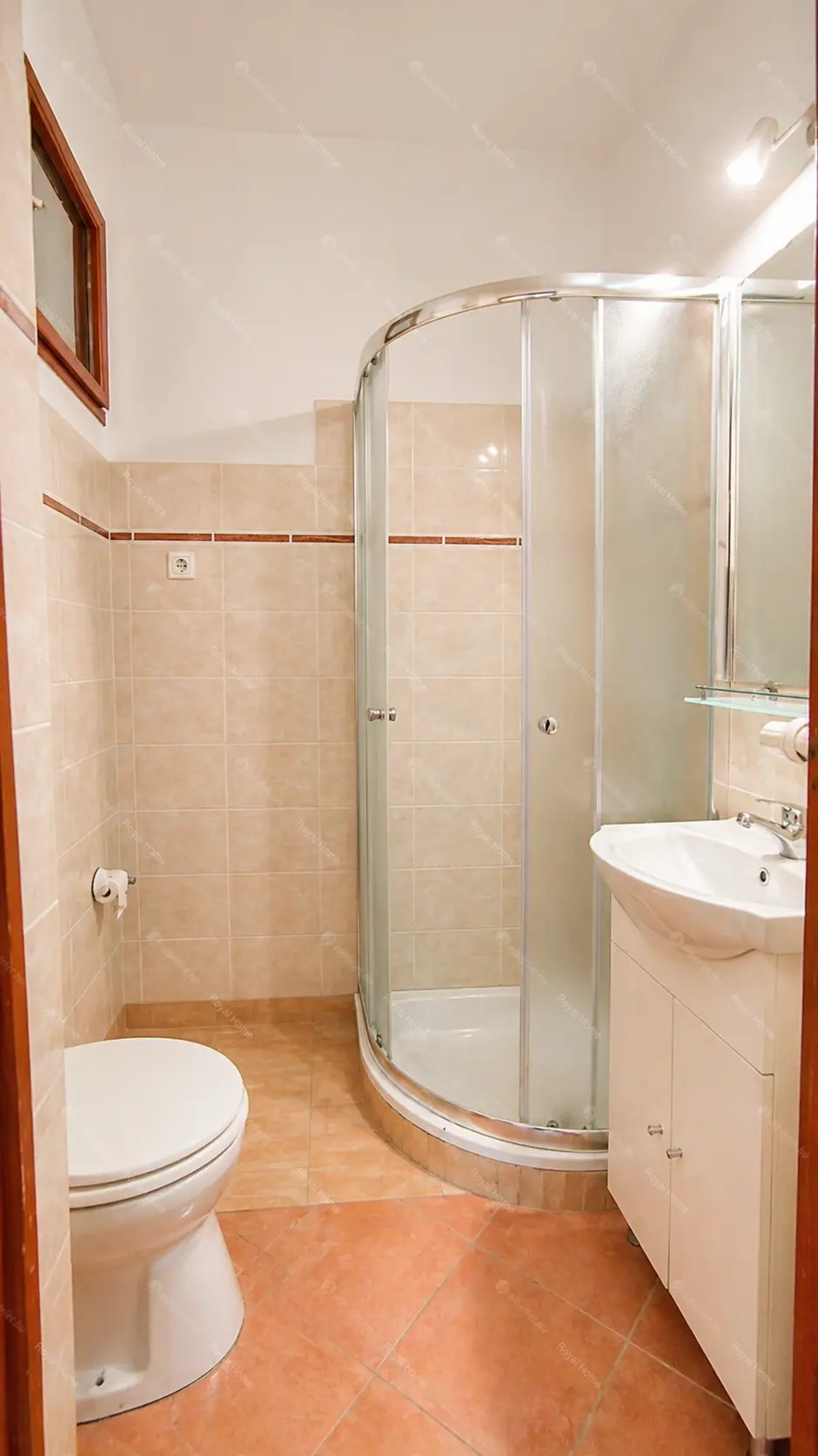 Kiadó albérlet 230000 Ft/hó áron: Budapest, II. kerület  Árpád fejedelem . Mérete: 40 nm, 2 szobás | Alberlet.hu - 6708345