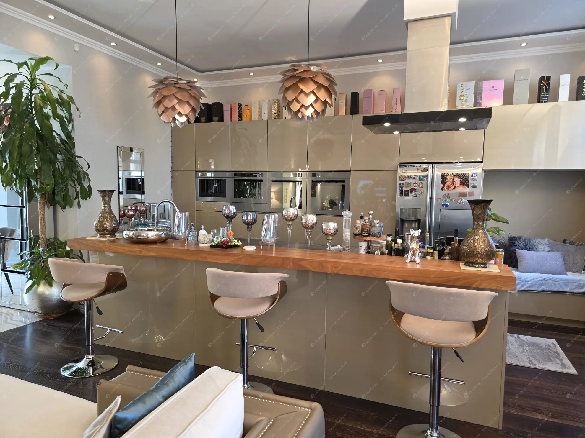 Kiadó albérlet 690000 Ft/hó áron: Budapest, II. kerület  Árpád fejedelem útja. Mérete: 100 nm, 2 szobás | Alberlet.hu - 6560408