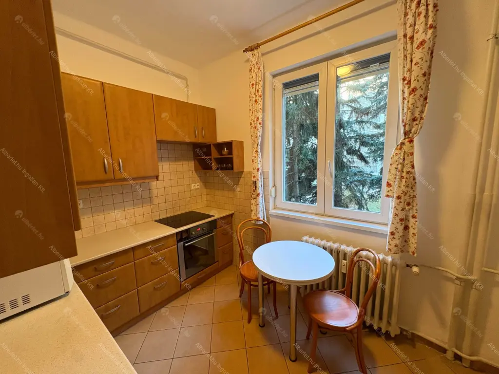 Kiadó albérlet 330000 Ft/hó áron: Budapest, II. kerület  Árpád fejedelem útja. Mérete: 62 nm, 2 szobás | Alberlet.hu - 6677365