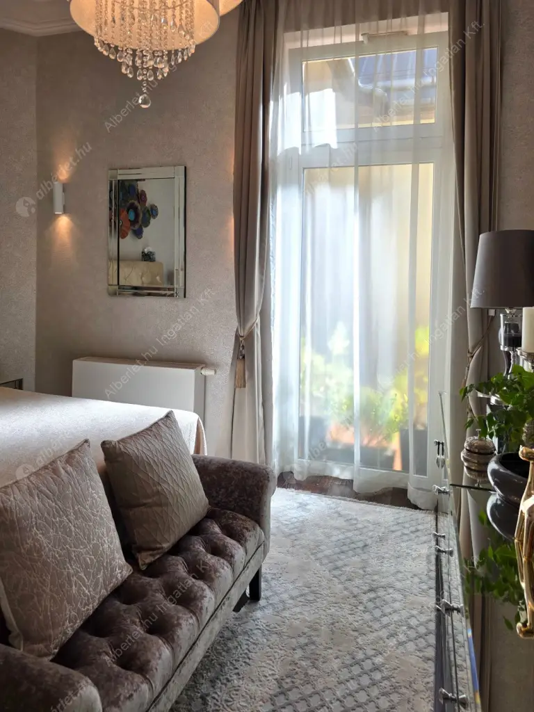 Kiadó albérlet 690000 Ft/hó áron: Budapest, II. kerület  Árpád fejedelem útja. Mérete: 98 nm, 2 szobás | Alberlet.hu - 6557406