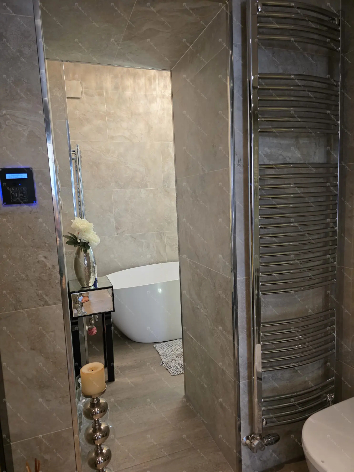 Kiadó albérlet 690000 Ft/hó áron: Budapest, II. kerület  Árpád fejedelem útja. Mérete: 98 nm, 2 szobás | Alberlet.hu - 6621245