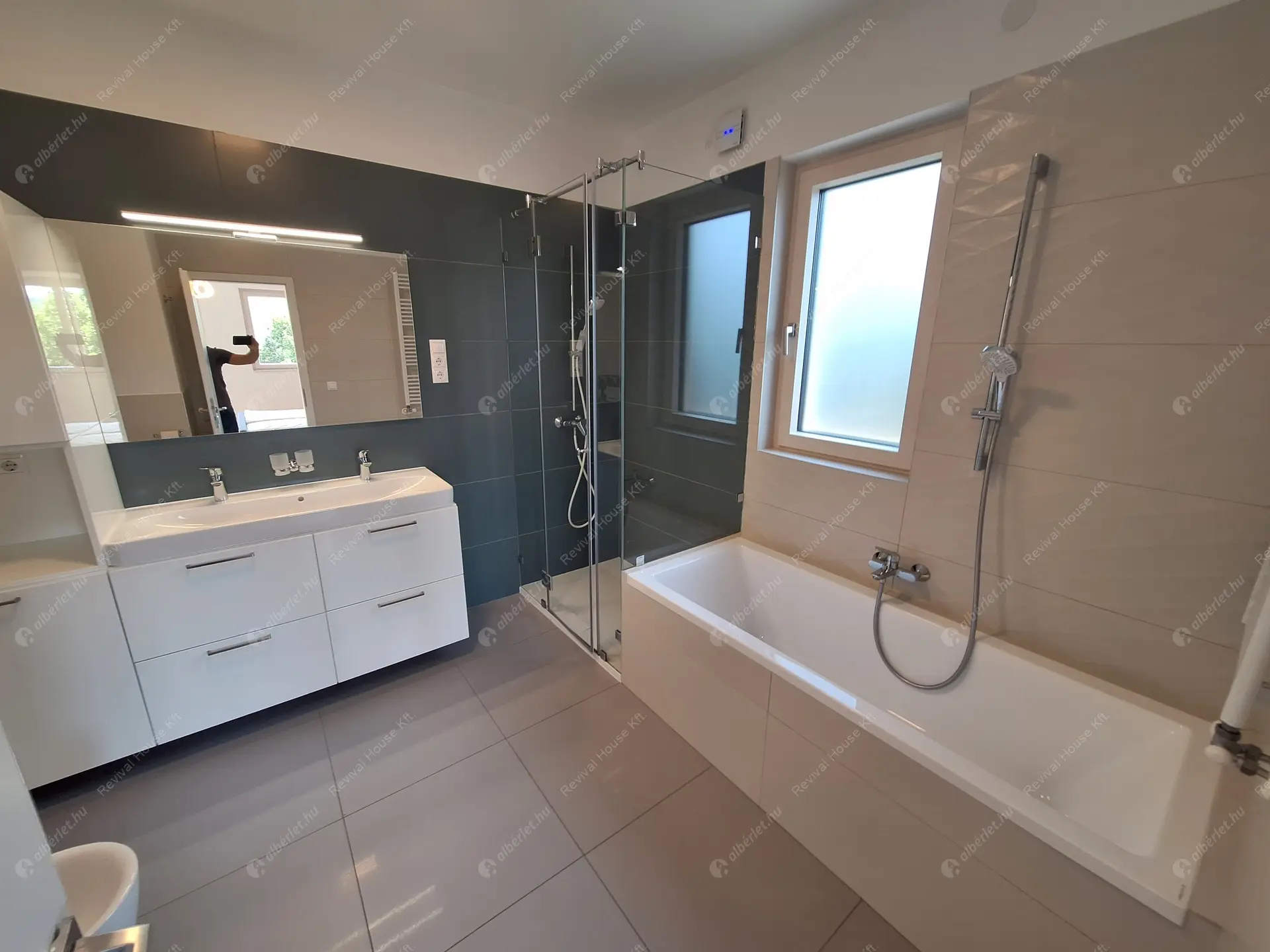 Kiadó albérlet 1200000 Ft/hó áron: Budapest, II. kerület  Battai út. Mérete: 126 nm, 3 szobás | Alberlet.hu - 6501200