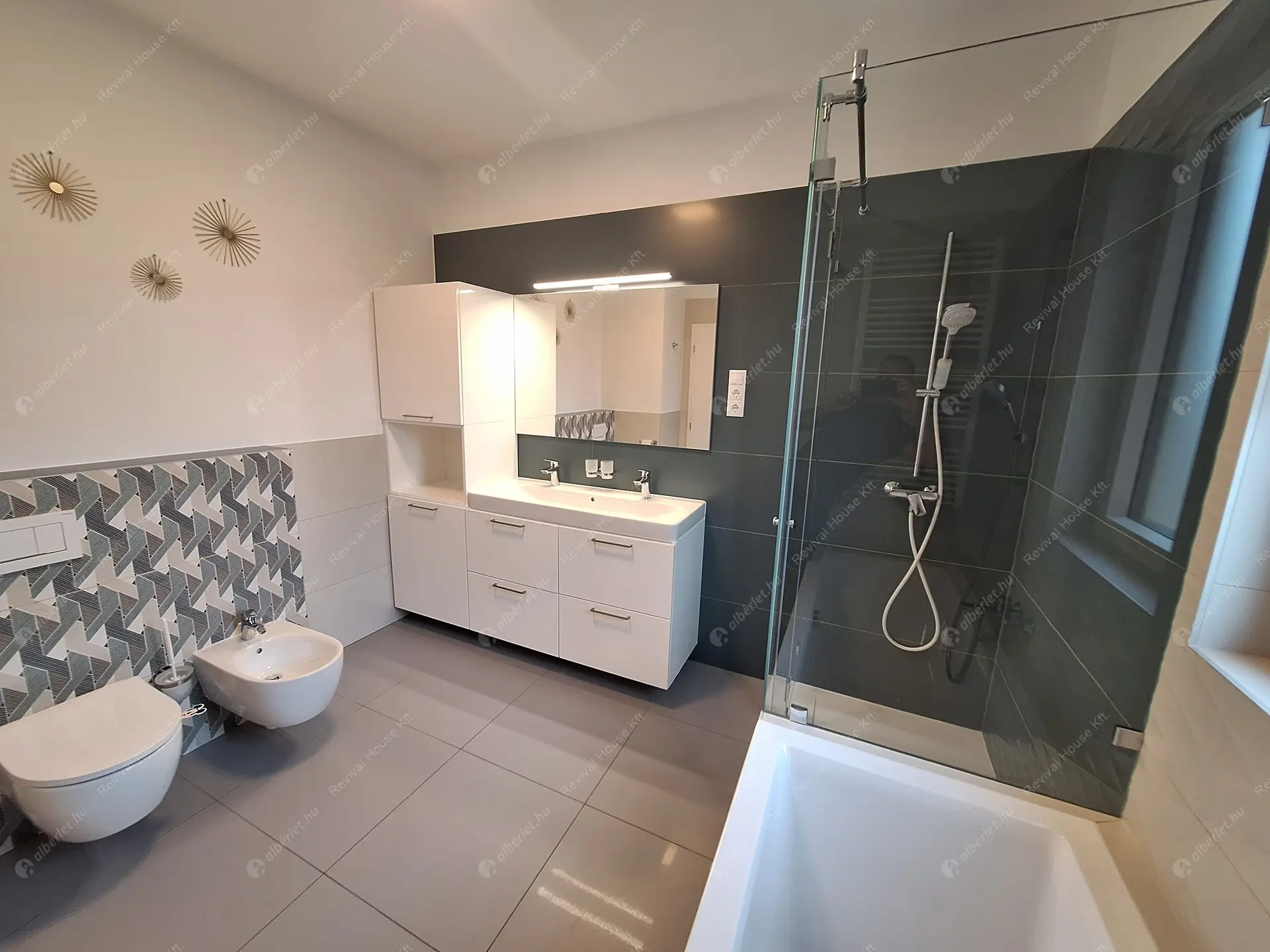 Kiadó albérlet 1200000 Ft/hó áron: Budapest, II. kerület  Battai út. Mérete: 126 nm, 3 szobás | Alberlet.hu - 6501201