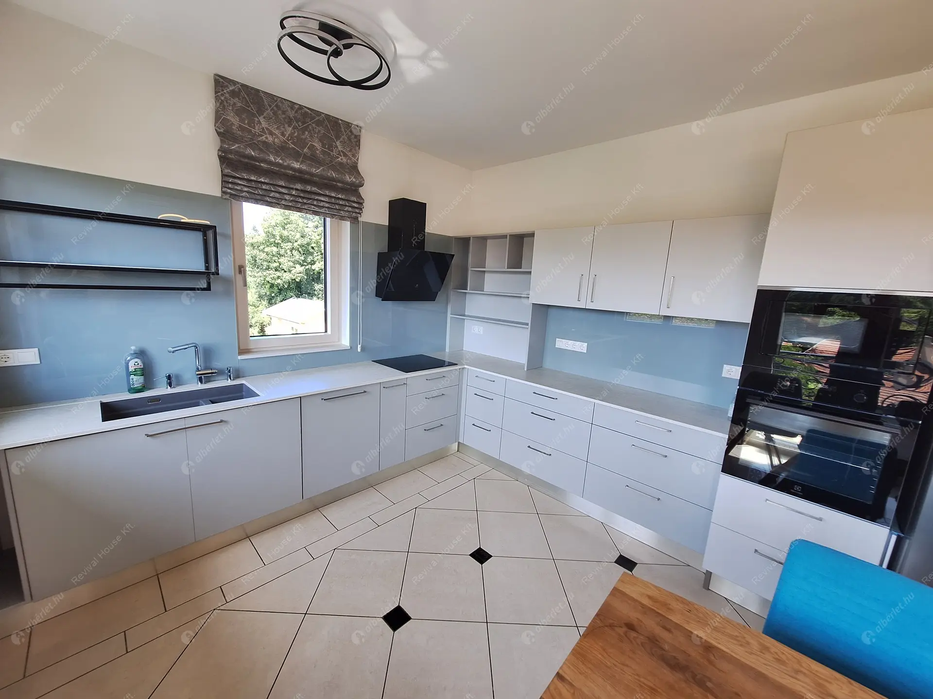 Kiadó albérlet 1200000 Ft/hó áron: Budapest, II. kerület  Battai út. Mérete: 126 nm, 3 szobás | Alberlet.hu - 6501209