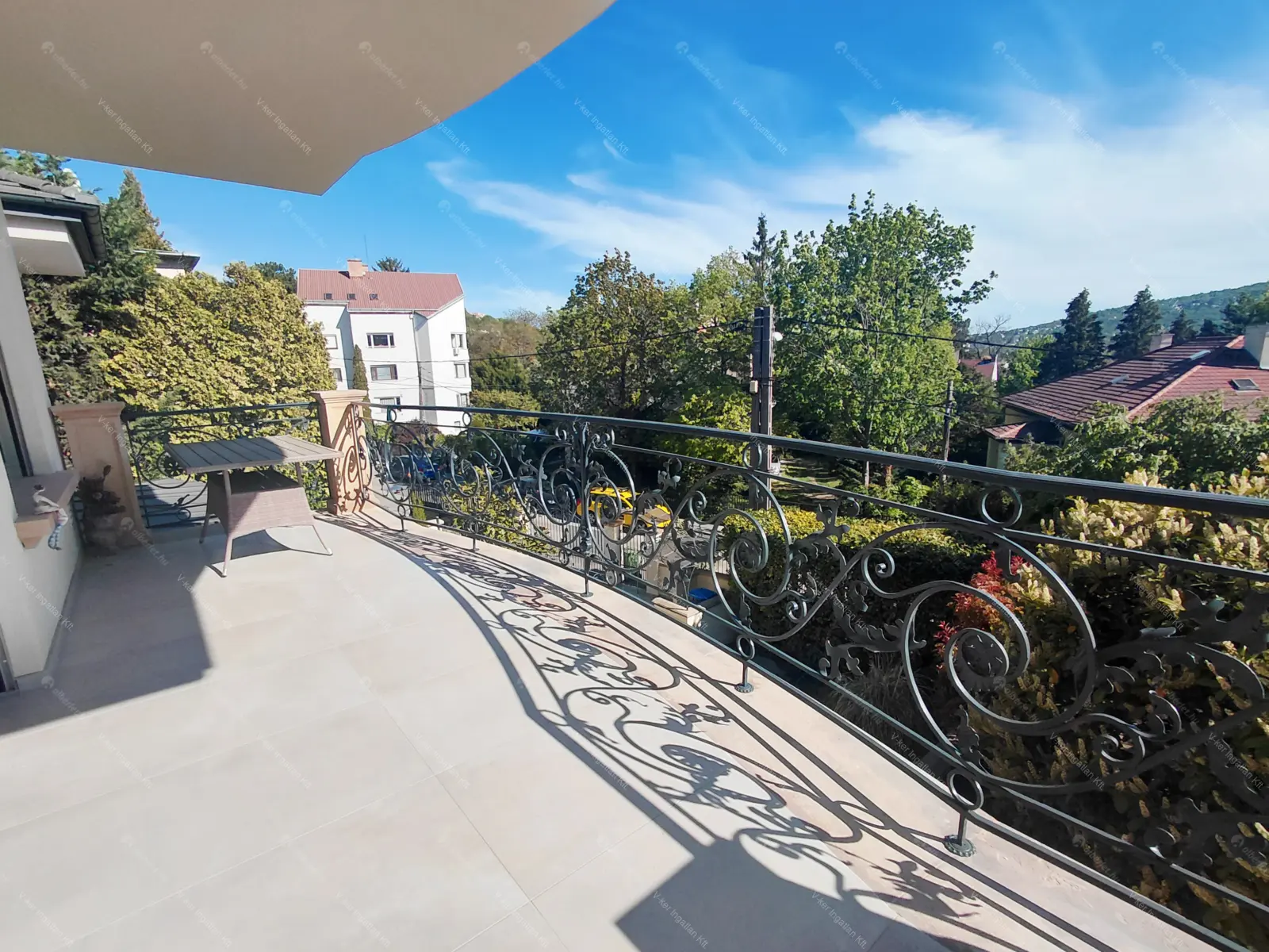 Kiadó albérlet 1274000 Ft/hó áron: Budapest, II. kerület  Battai út. Mérete: 146 nm, 4 szobás | Alberlet.hu - 6706097