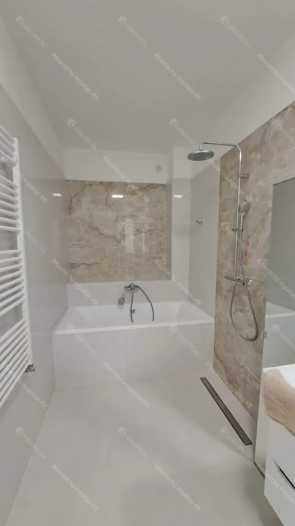 Kiadó albérlet 1280000 Ft/hó áron: Budapest, II. kerület  Battai út. Mérete: 146 nm, 4 szobás | Alberlet.hu - 6706445