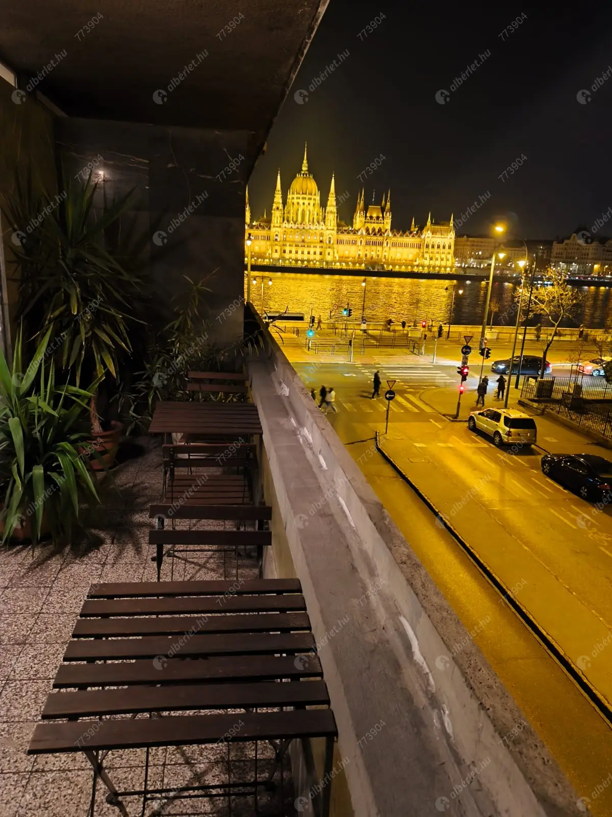 Kiadó albérlet 305000 Ft/hó áron: Budapest, II. kerület  Bem rakpart. Mérete: 49 nm, 1 szobás | Alberlet.hu - 6639082