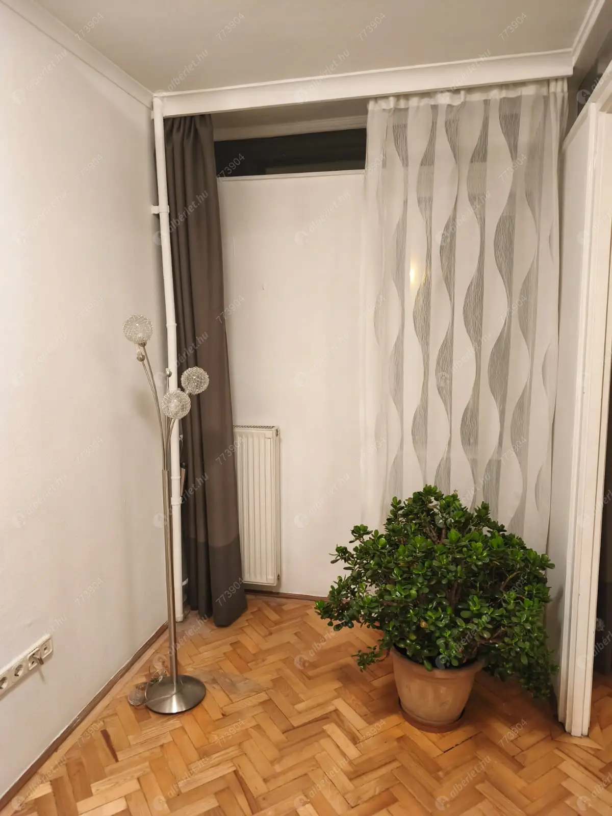 Kiadó albérlet 305000 Ft/hó áron: Budapest, II. kerület  Bem rakpart. Mérete: 49 nm, 1 szobás | Alberlet.hu - 6639089