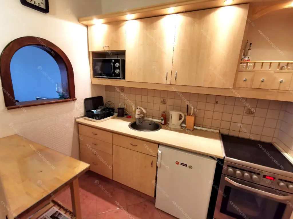 Kiadó albérlet 308000 Ft/hó áron: Budapest, II. kerület  Bem rakpart. Mérete: 49 nm, 2 szobás | Alberlet.hu - 6650568