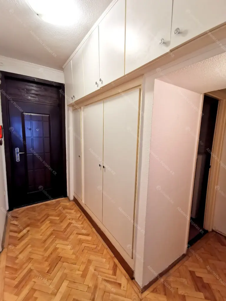 Kiadó albérlet 308000 Ft/hó áron: Budapest, II. kerület  Bem rakpart. Mérete: 49 nm, 2 szobás | Alberlet.hu - 6650569