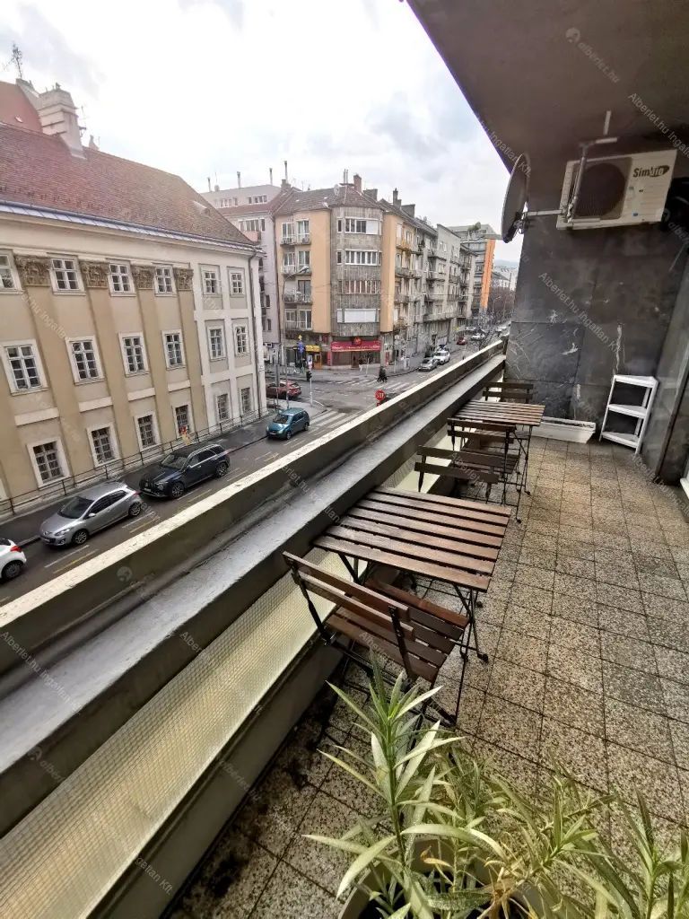 Kiadó albérlet 308000 Ft/hó áron: Budapest, II. kerület  Bem rakpart. Mérete: 49 nm, 2 szobás | Alberlet.hu - 6650590