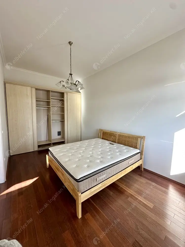 Kiadó albérlet 445000 Ft/hó áron: Budapest, II. kerület  Bem rakpart. Mérete: 86 nm, 3 szobás | Alberlet.hu - 6585569