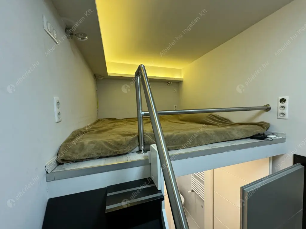 Kiadó albérlet 890000 Ft/hó áron: Budapest, II. kerület  Bem rakpart. Mérete: 92 nm, 3 szobás | Alberlet.hu - 6518249