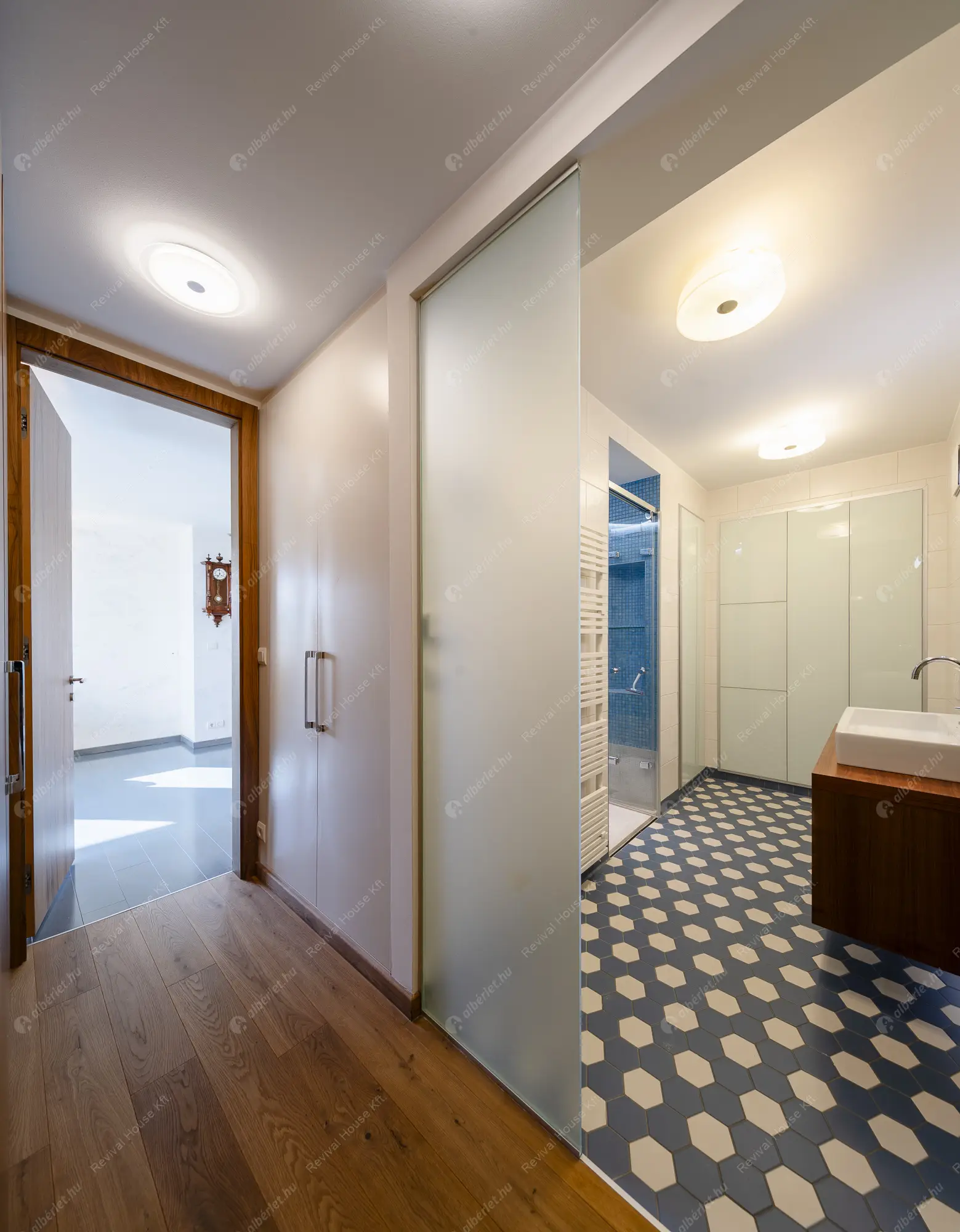 Kiadó albérlet 695000 Ft/hó áron: Budapest, II. kerület  Bimbó út. Mérete: 108 nm, 3 szobás | Alberlet.hu - 6546039