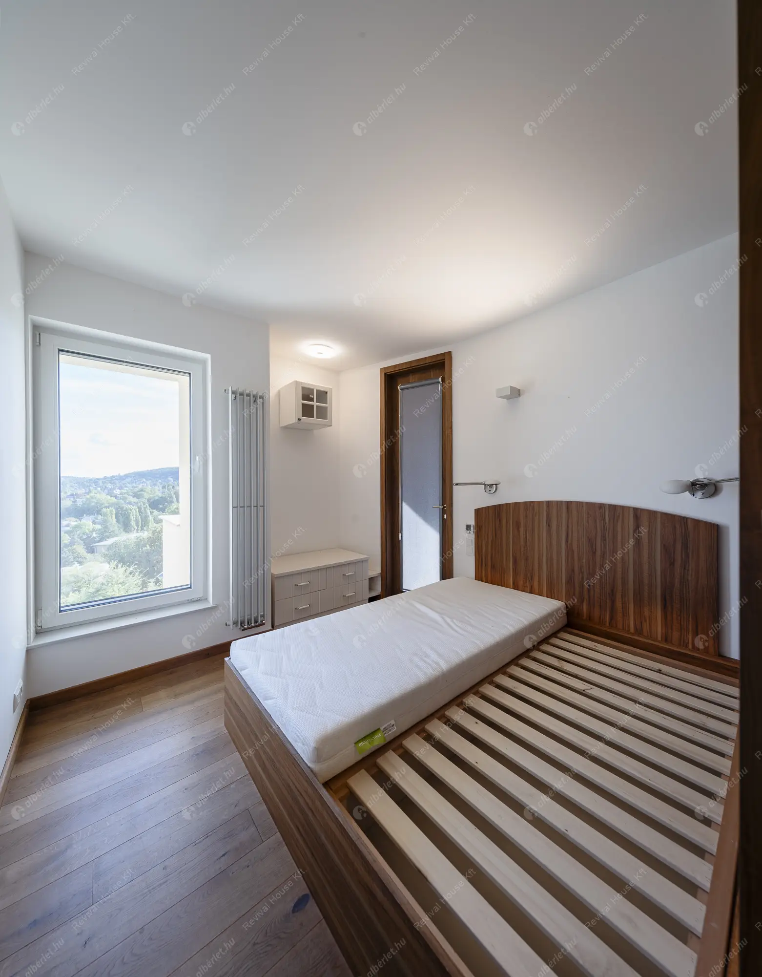 Kiadó albérlet 695000 Ft/hó áron: Budapest, II. kerület  Bimbó út. Mérete: 108 nm, 3 szobás | Alberlet.hu - 6546043