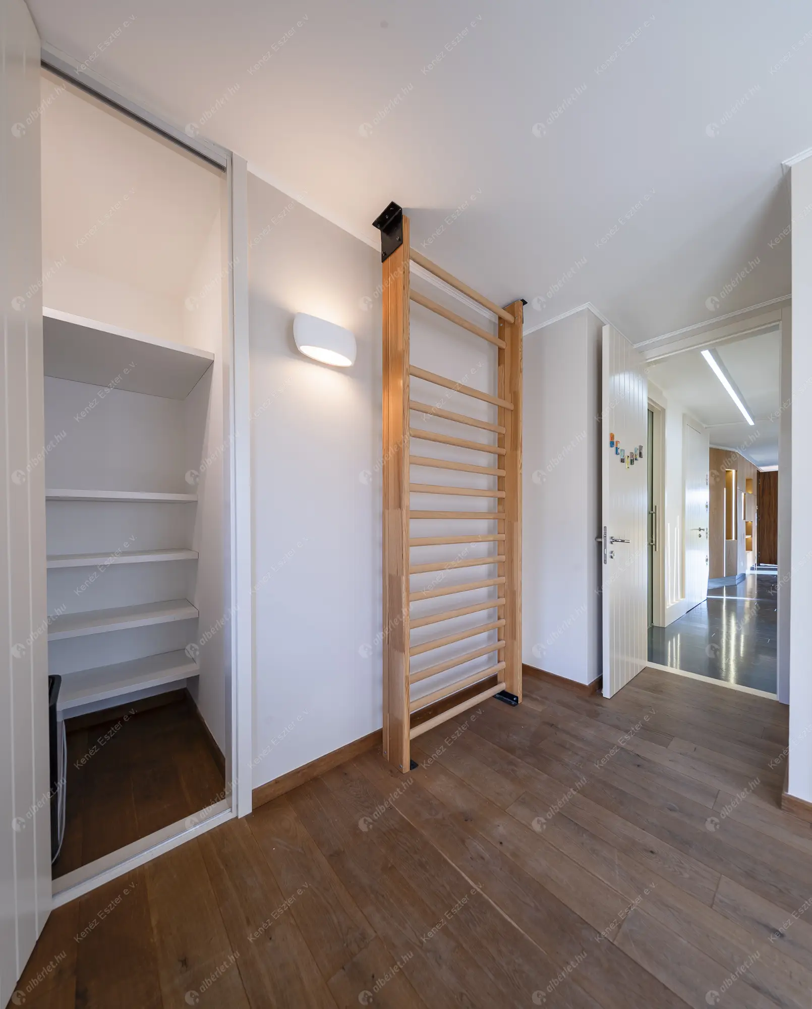 Kiadó albérlet 695000 Ft/hó áron: Budapest, II. kerület  Bimbó út. Mérete: 108 nm, 3 szobás | Alberlet.hu - 6554597