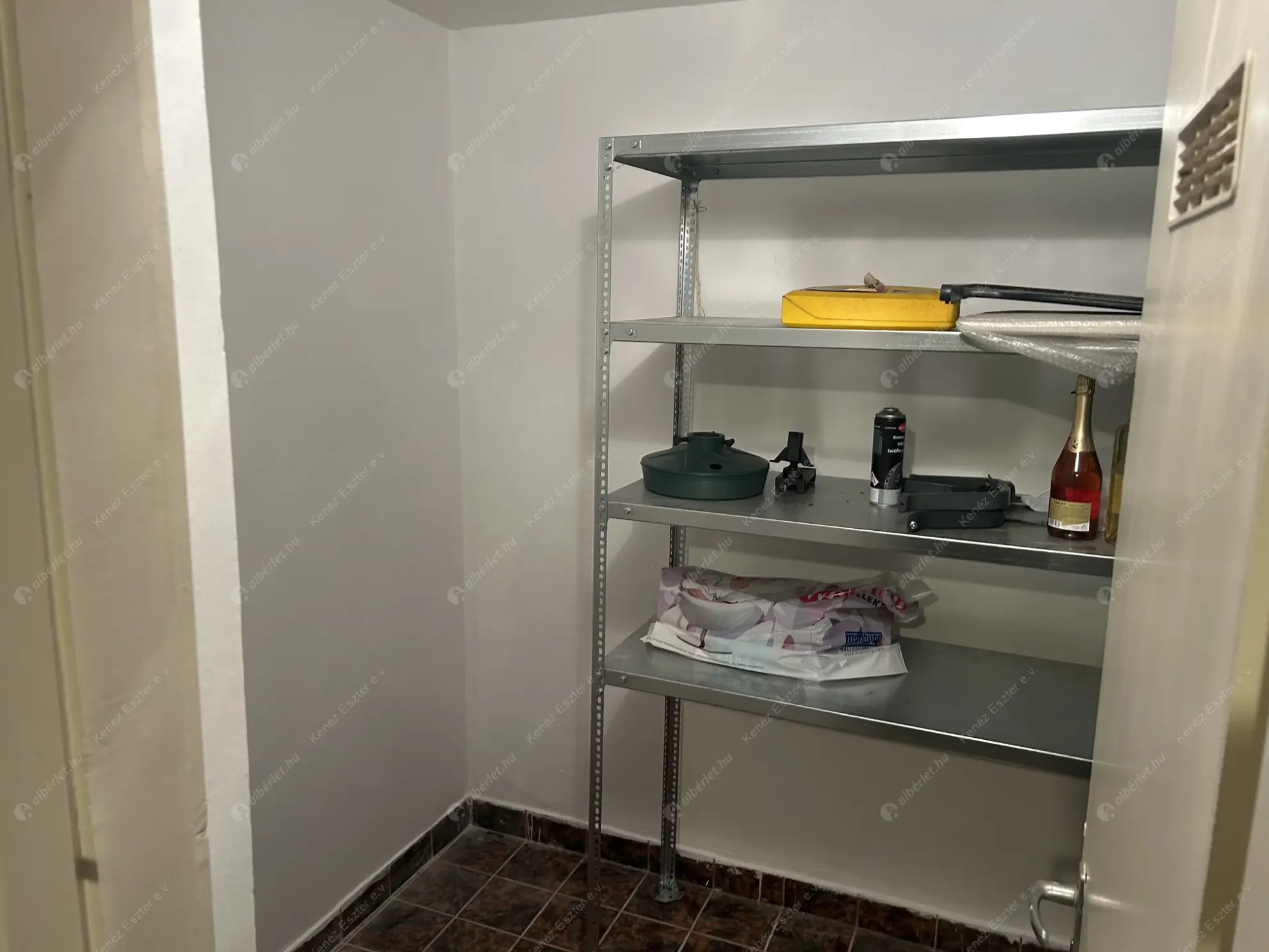 Kiadó albérlet 695000 Ft/hó áron: Budapest, II. kerület  Bimbó út. Mérete: 108 nm, 3 szobás | Alberlet.hu - 6554602