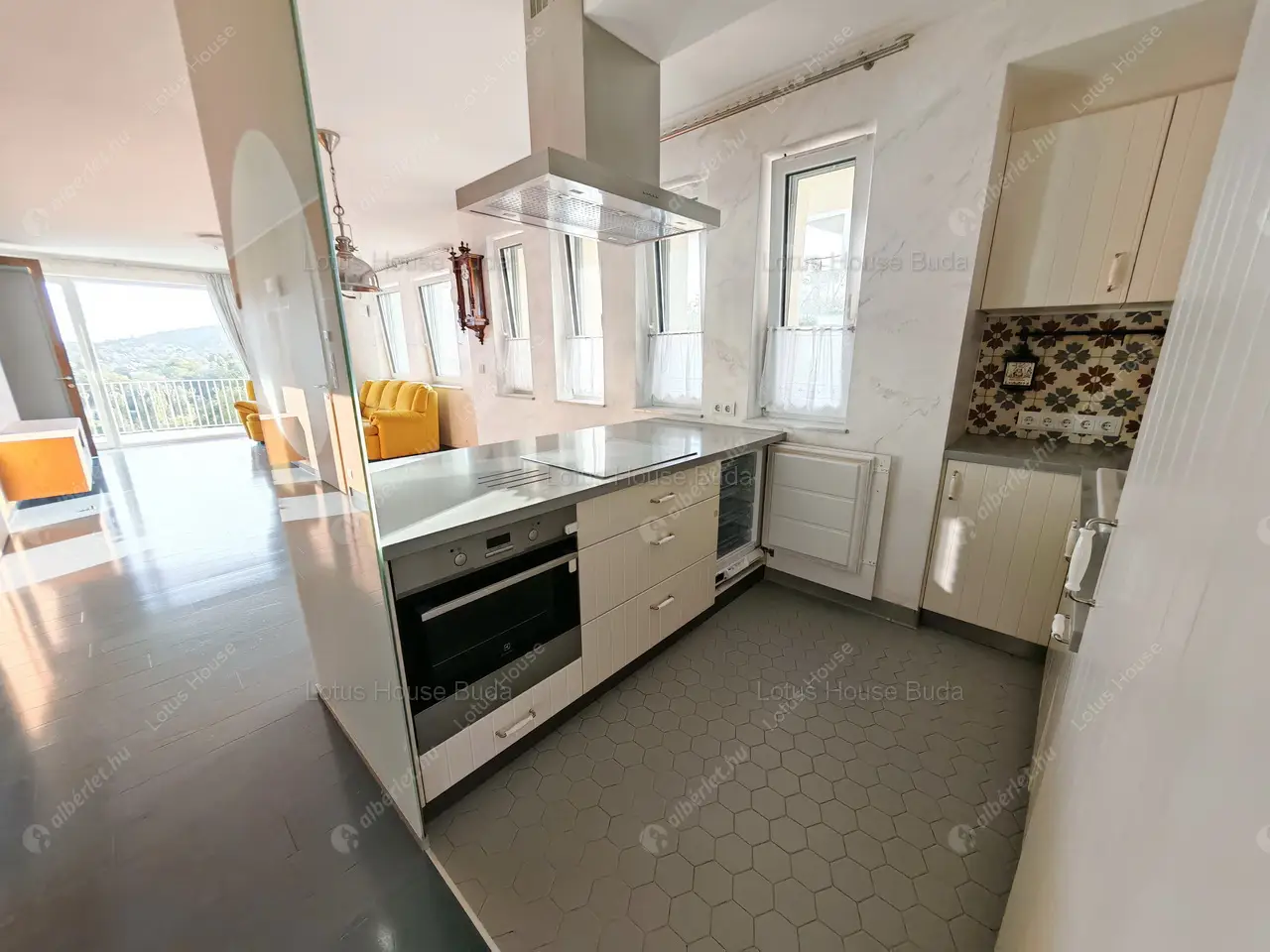 Kiadó albérlet 785000 Ft/hó áron: Budapest, II. kerület  Bimbó út. Mérete: 108 nm, 4 szobás | Alberlet.hu - 6544494