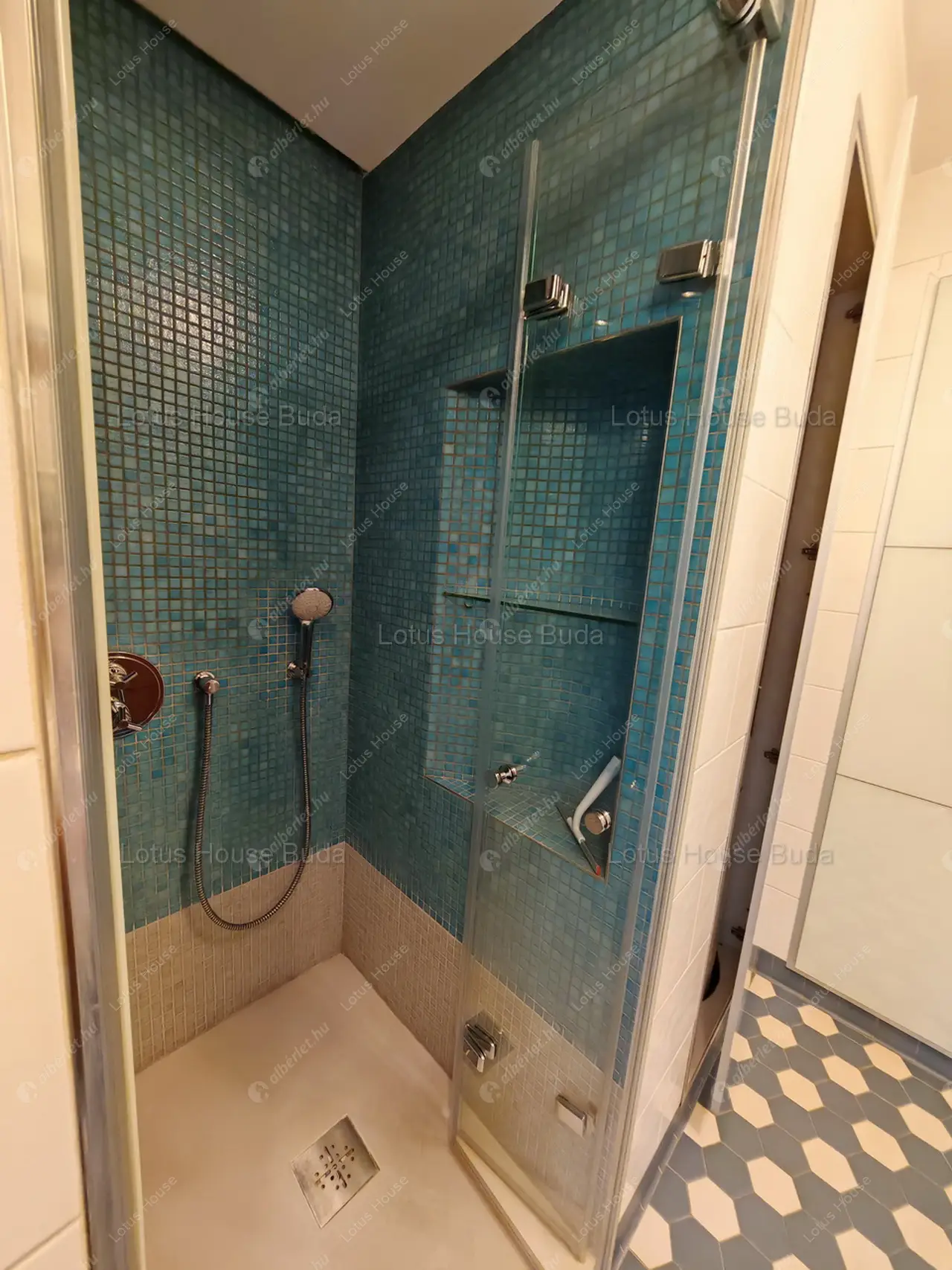 Kiadó albérlet 785000 Ft/hó áron: Budapest, II. kerület  Bimbó út. Mérete: 108 nm, 4 szobás | Alberlet.hu - 6544501