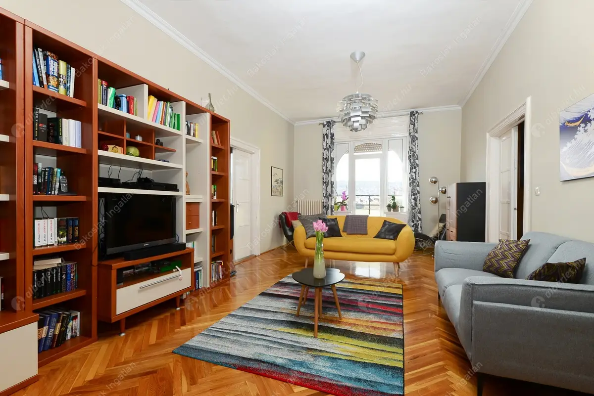 Kiadó albérlet 850000 Ft/hó áron: Budapest, II. kerület  Bimbó út. Mérete: 130 nm, 4 szobás | Alberlet.hu - 5836780