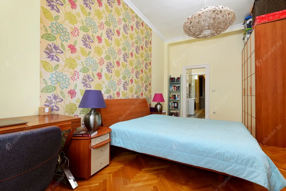 Kiadó albérlet 850000 Ft/hó áron: Budapest, II. kerület  Bimbó út. Mérete: 130 nm, 4 szobás | Alberlet.hu - 5836786