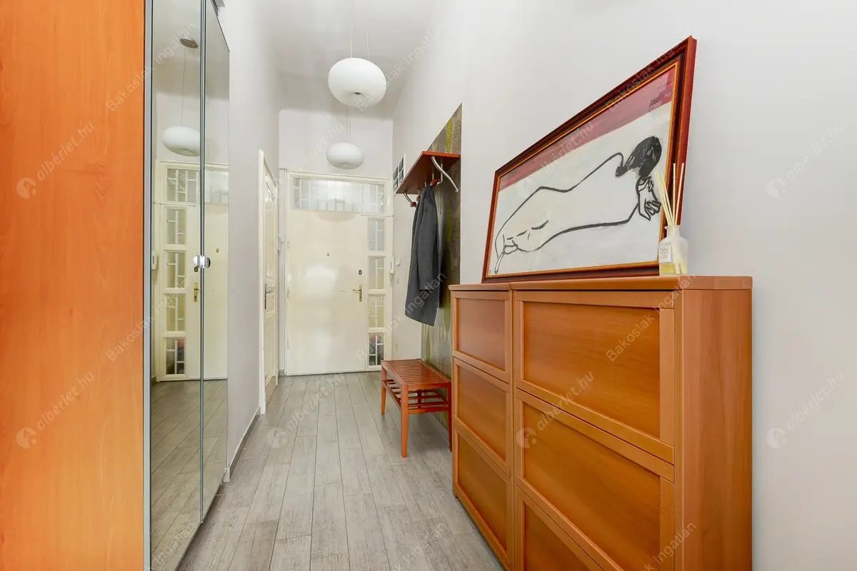 Kiadó albérlet 850000 Ft/hó áron: Budapest, II. kerület  Bimbó út. Mérete: 130 nm, 4 szobás | Alberlet.hu - 5836797