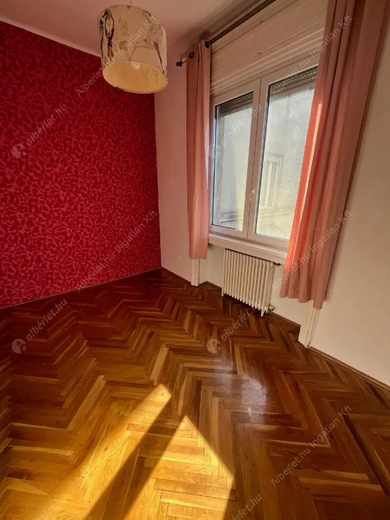 Kiadó albérlet 800000 Ft/hó áron: Budapest, II. kerület  Bimbó út. Mérete: 130 nm, 4 szobás | Alberlet.hu - 6549777