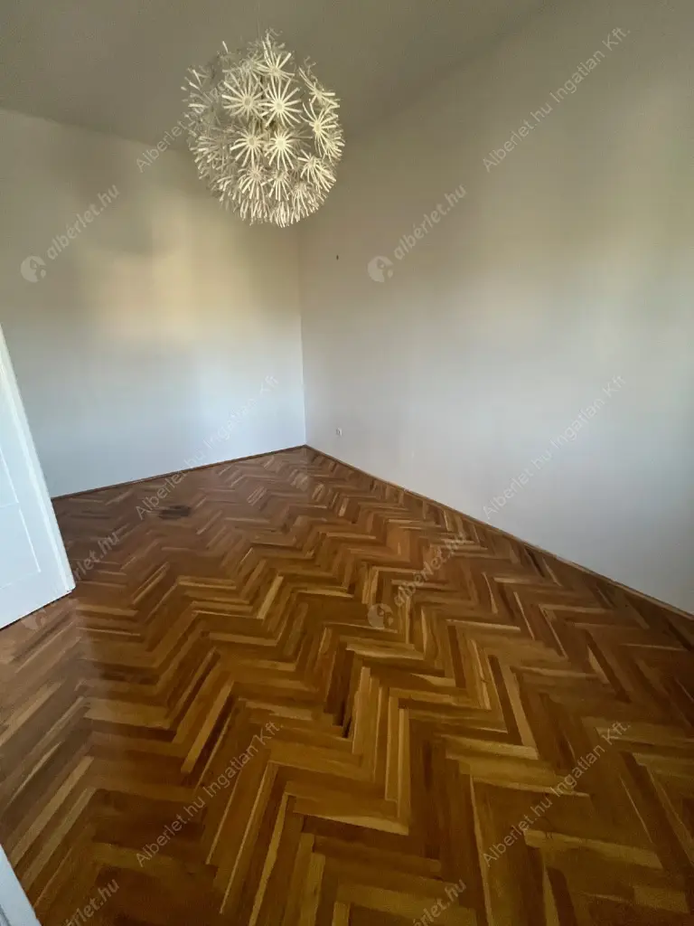 Kiadó albérlet 800000 Ft/hó áron: Budapest, II. kerület  Bimbó út. Mérete: 130 nm, 4 szobás | Alberlet.hu - 6549778