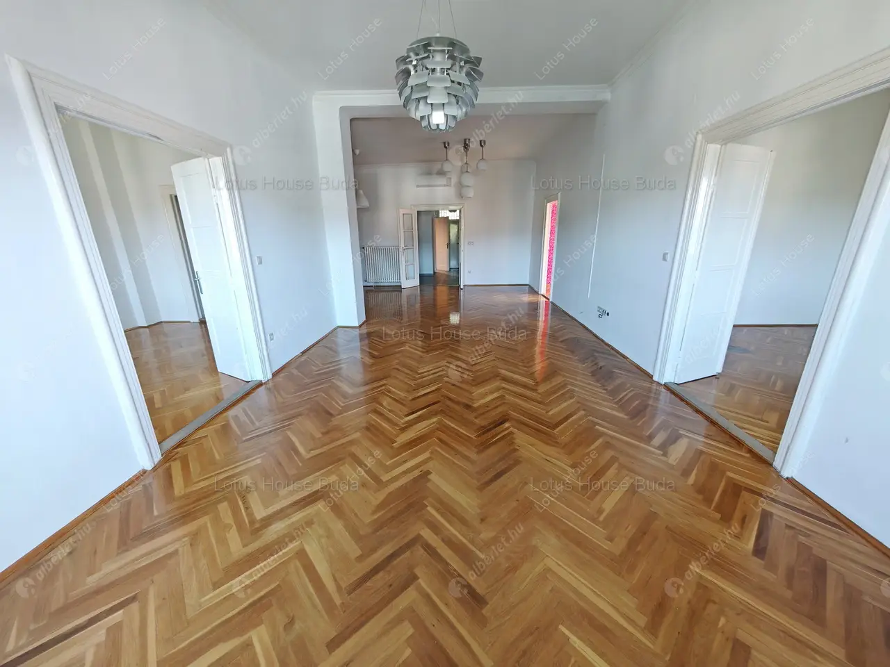 Kiadó albérlet 900000 Ft/hó áron: Budapest, II. kerület  Bimbó út. Mérete: 130 nm, 4 szobás | Alberlet.hu - 6557540