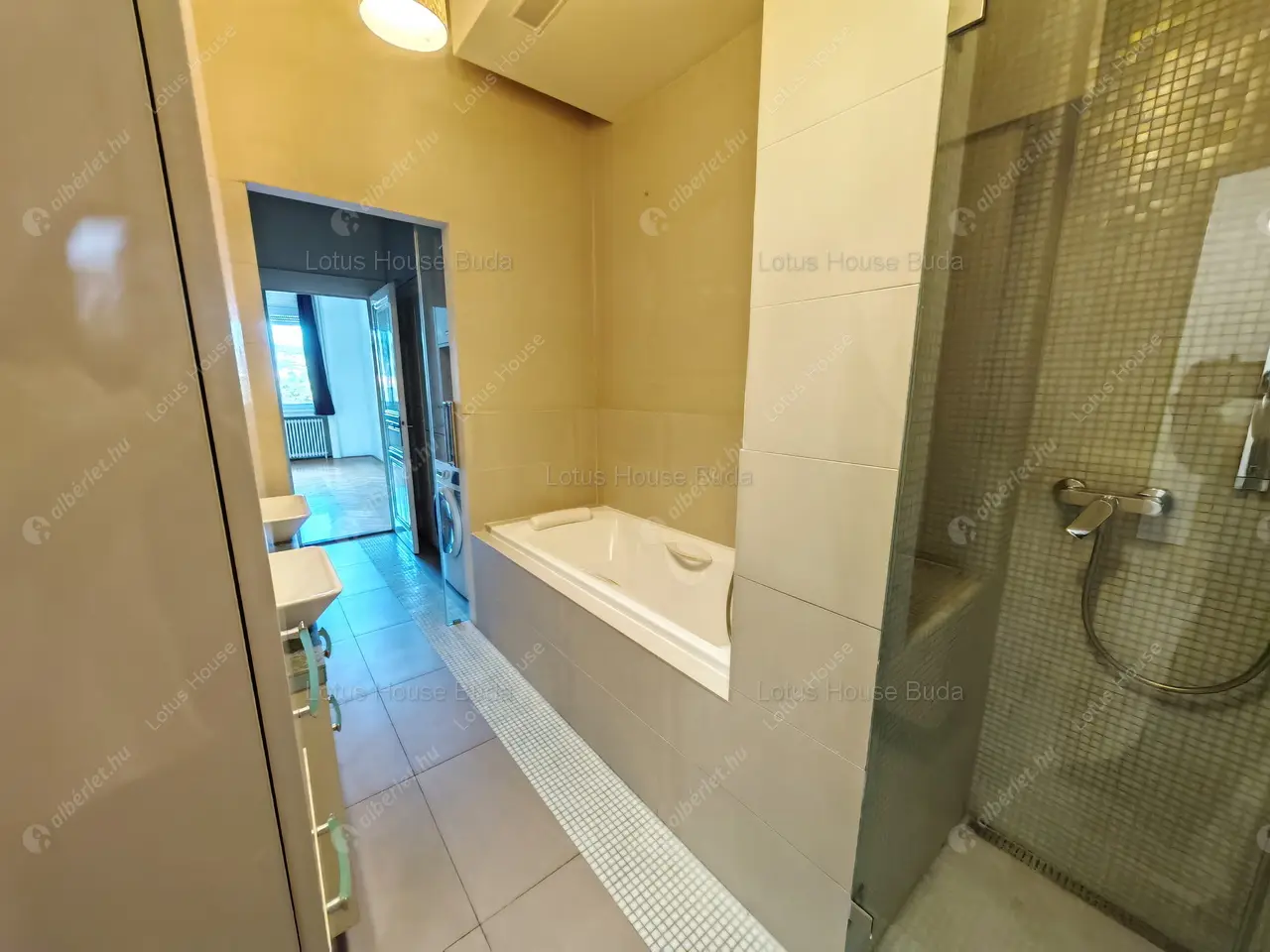 Kiadó albérlet 900000 Ft/hó áron: Budapest, II. kerület  Bimbó út. Mérete: 130 nm, 4 szobás | Alberlet.hu - 6557553