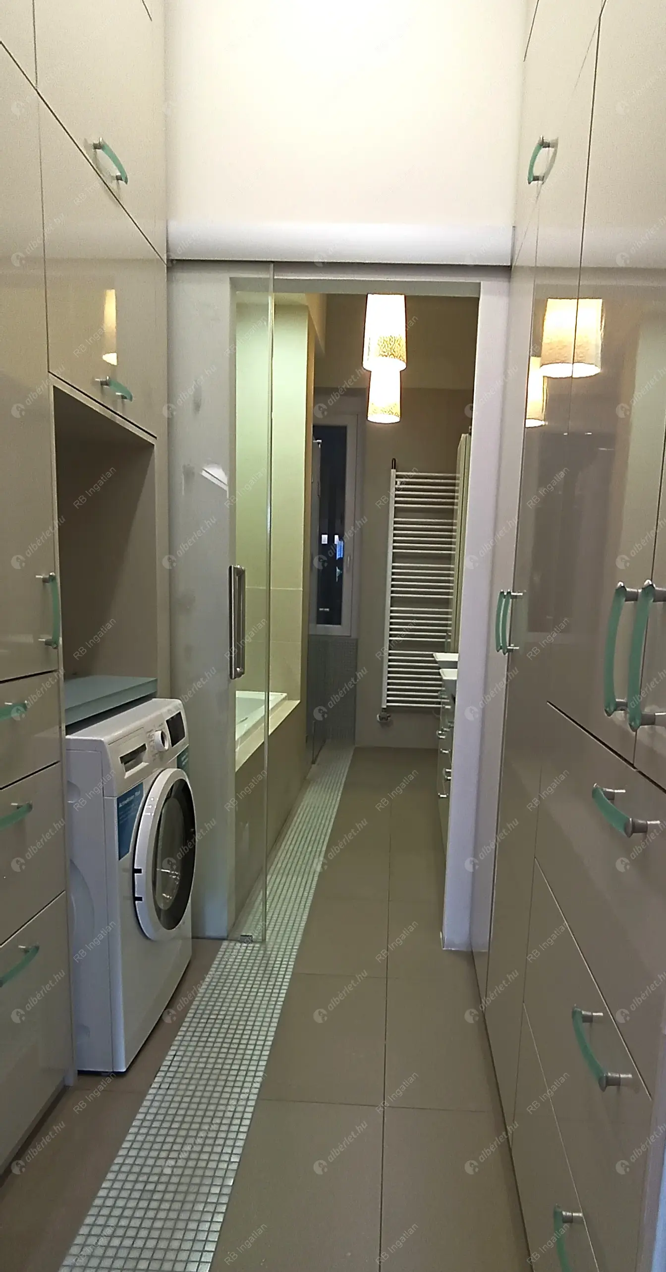 Kiadó albérlet 900000 Ft/hó áron: Budapest, II. kerület  Bimbó út. Mérete: 130 nm, 4 szobás | Alberlet.hu - 6577161