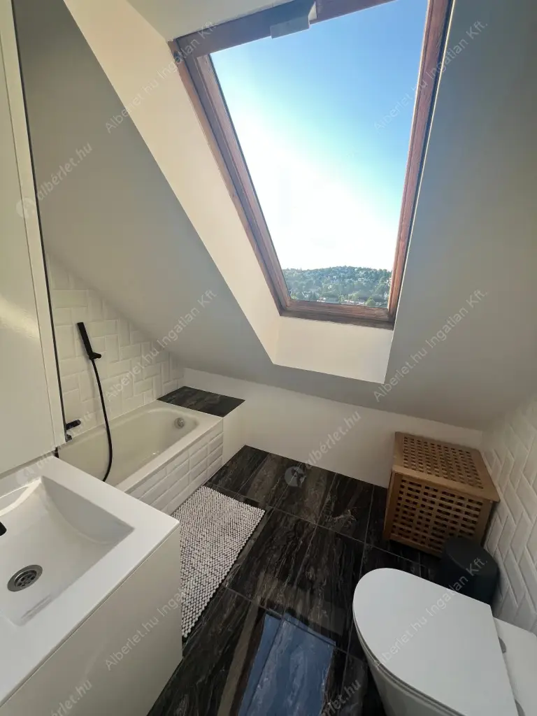 Kiadó albérlet 1026000 Ft/hó áron: Budapest, II. kerület  Bimbó út. Mérete: 160 nm, 3 szobás | Alberlet.hu - 6596941