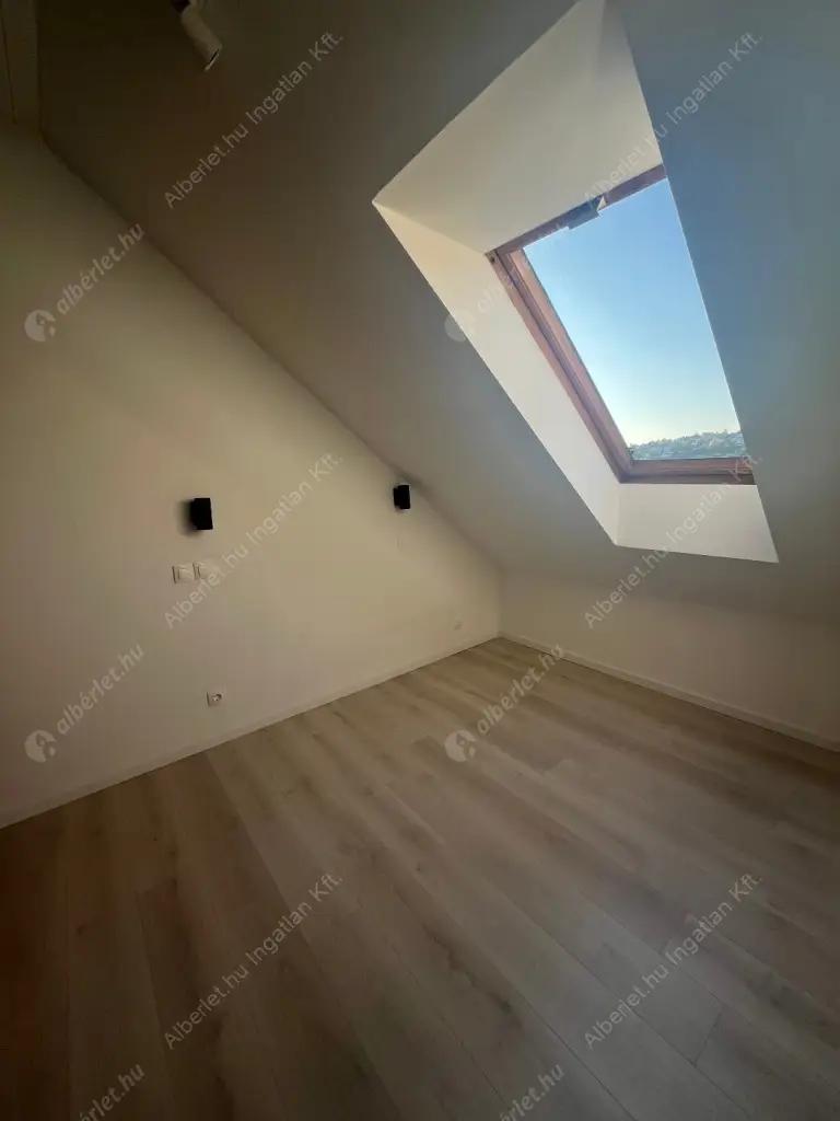 Kiadó albérlet 1026000 Ft/hó áron: Budapest, II. kerület  Bimbó út. Mérete: 160 nm, 3 szobás | Alberlet.hu - 6596943