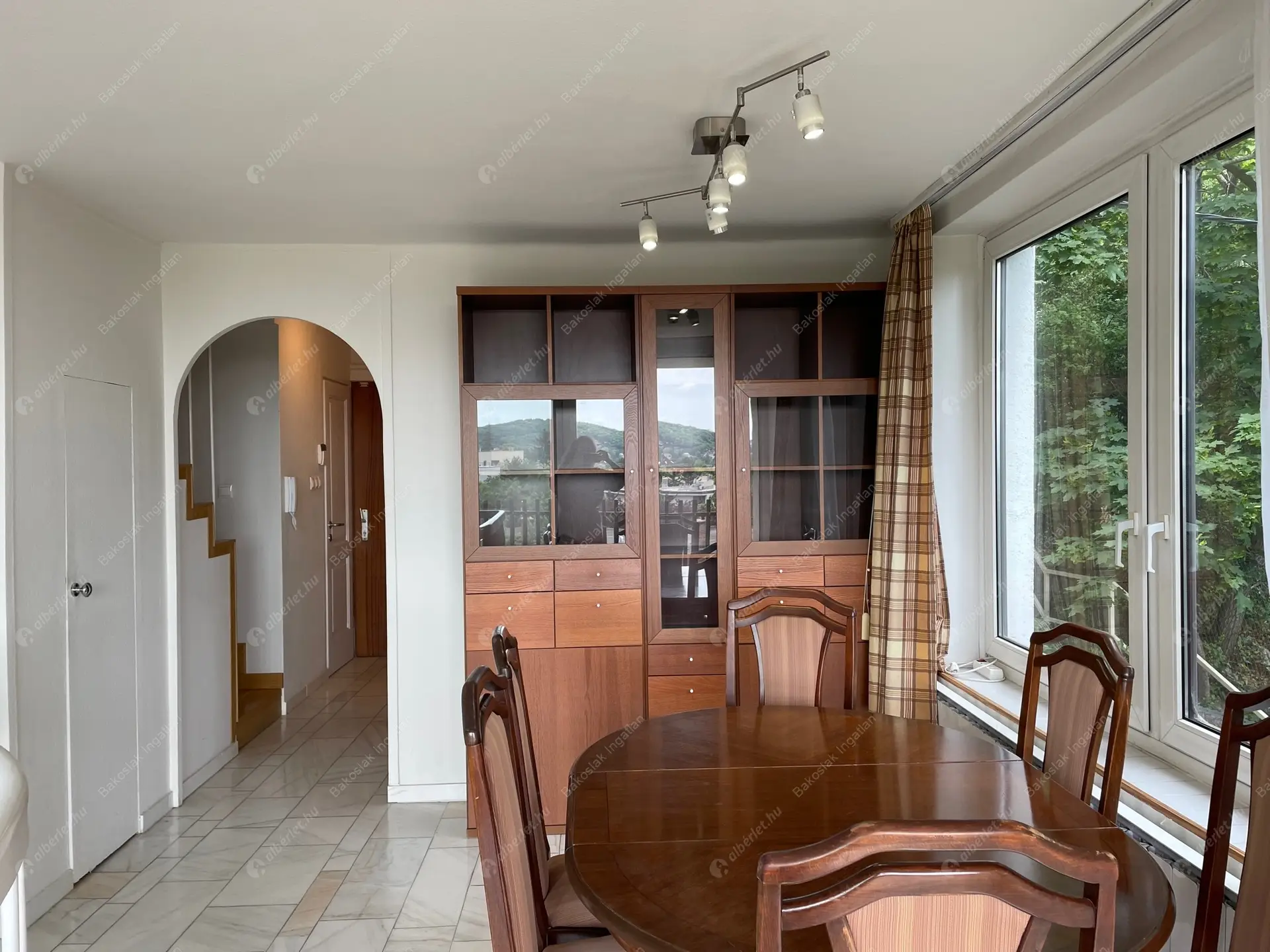 Kiadó albérlet 750000 Ft/hó áron: Budapest, II. kerület  Bimbó út. Mérete: 170 nm, 4 szobás | Alberlet.hu - 5669681