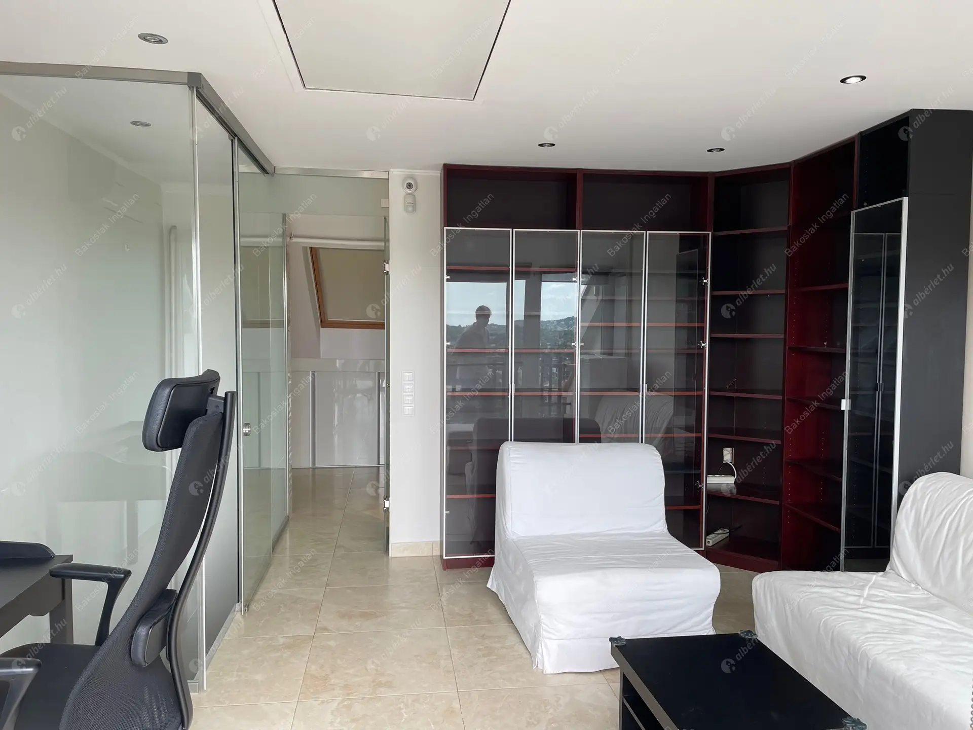 Kiadó albérlet 750000 Ft/hó áron: Budapest, II. kerület  Bimbó út. Mérete: 170 nm, 4 szobás | Alberlet.hu - 5669688